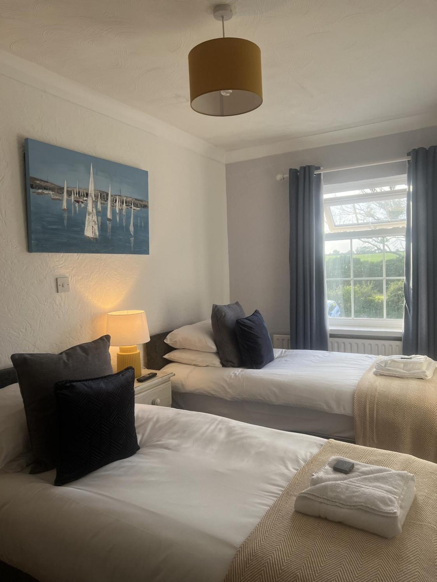 Ty Dderw Country Inn Моілфре Номер фото
